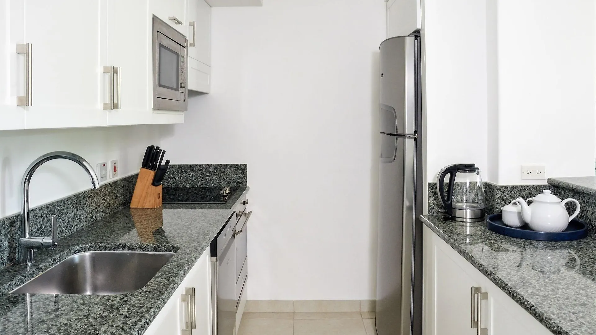 Royal Glitter Bay Villas BARBADOS Apartment