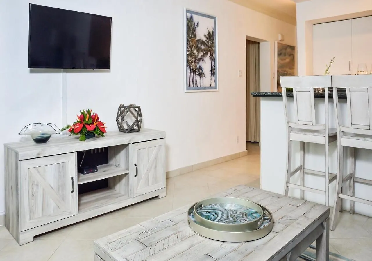 Royal Glitter Bay Villas BARBADOS Apartment